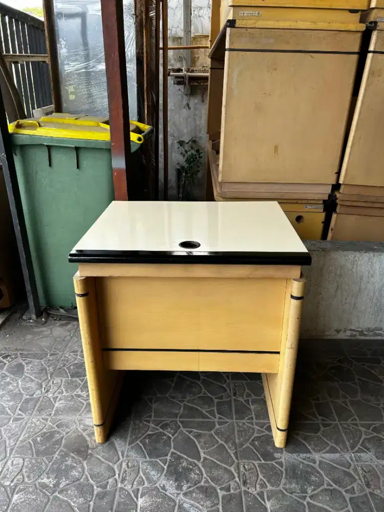 Meja kerja meja kelas meja belajar