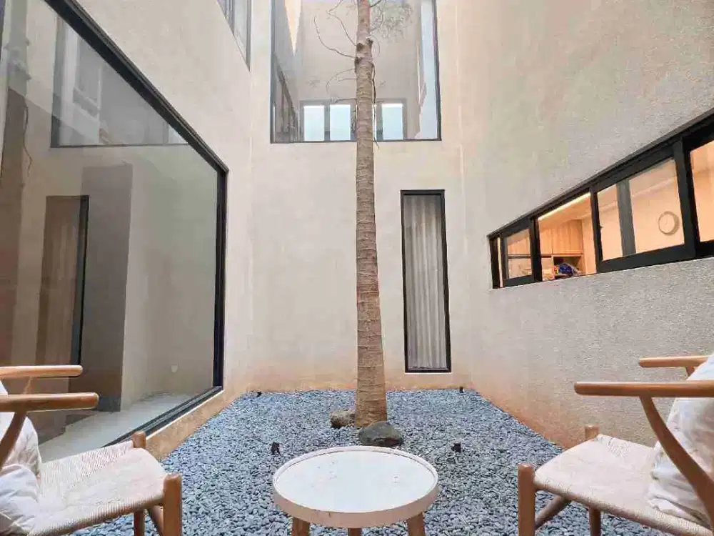 One Gate Housing Complex in Jakarta Selatan Very secure & comfortable for living