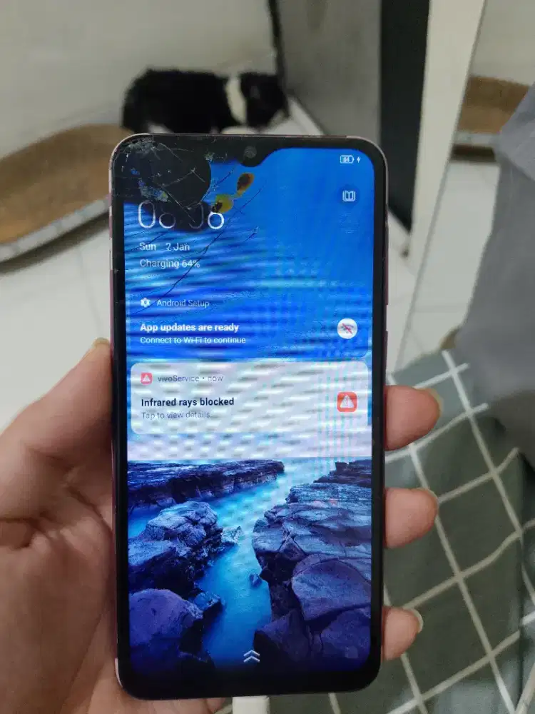 Vivo v11 4/64gb minus