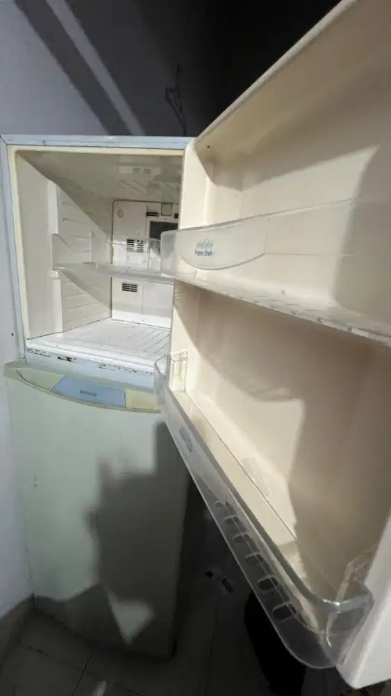 Kulkas 2 Pintu Bekas Merk National