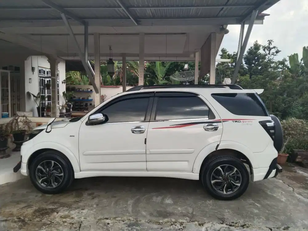 TOYOTA RUSH TRD SPORTIVO ULTIMO 2017