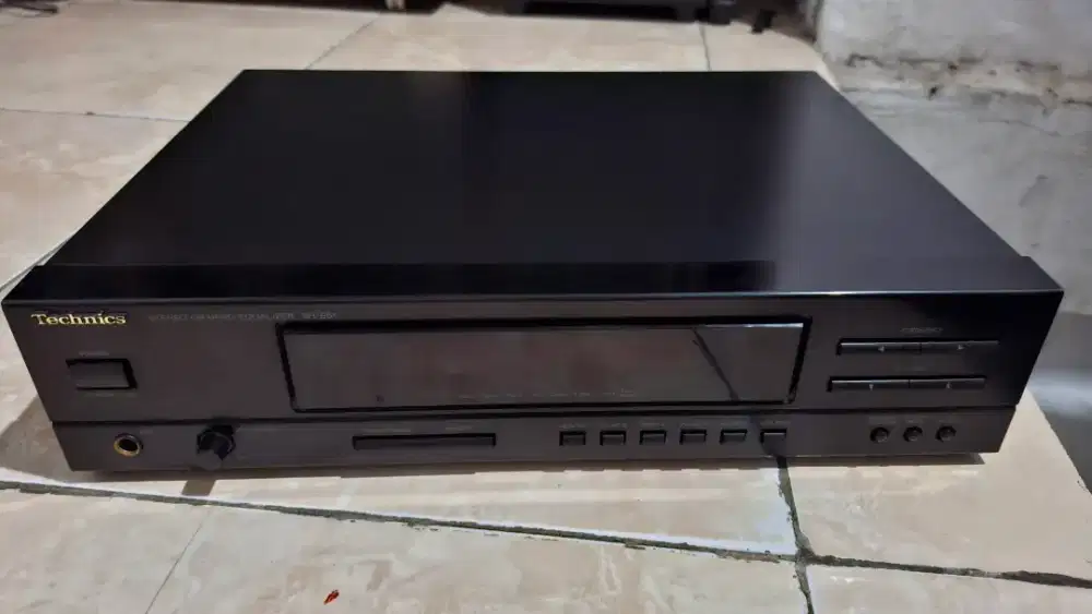 EQUALIZER DIGITAL TECHNICS SH-E51