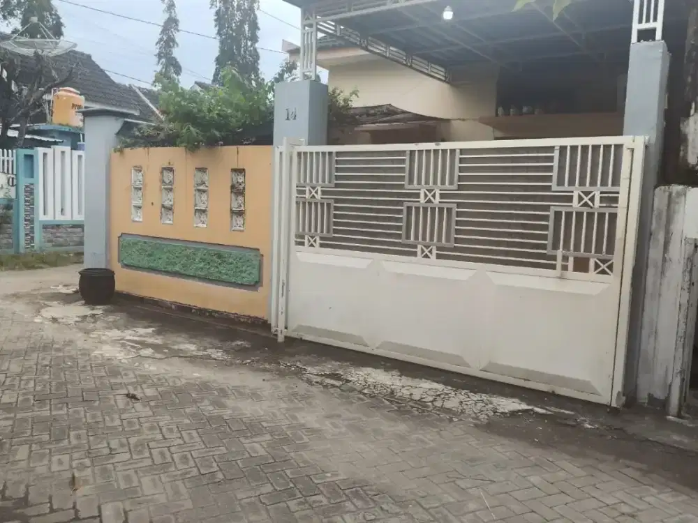 RUMAH SHM DIJUAL LENGKAP ISI