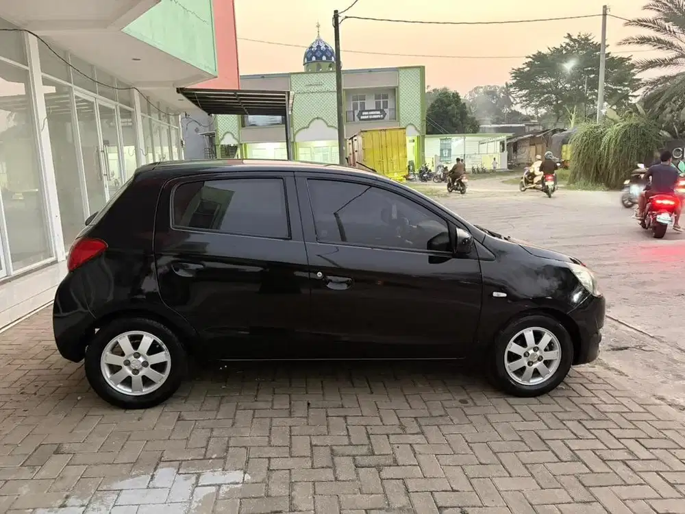 Mitsubishi Mirage 2014 istimewa
