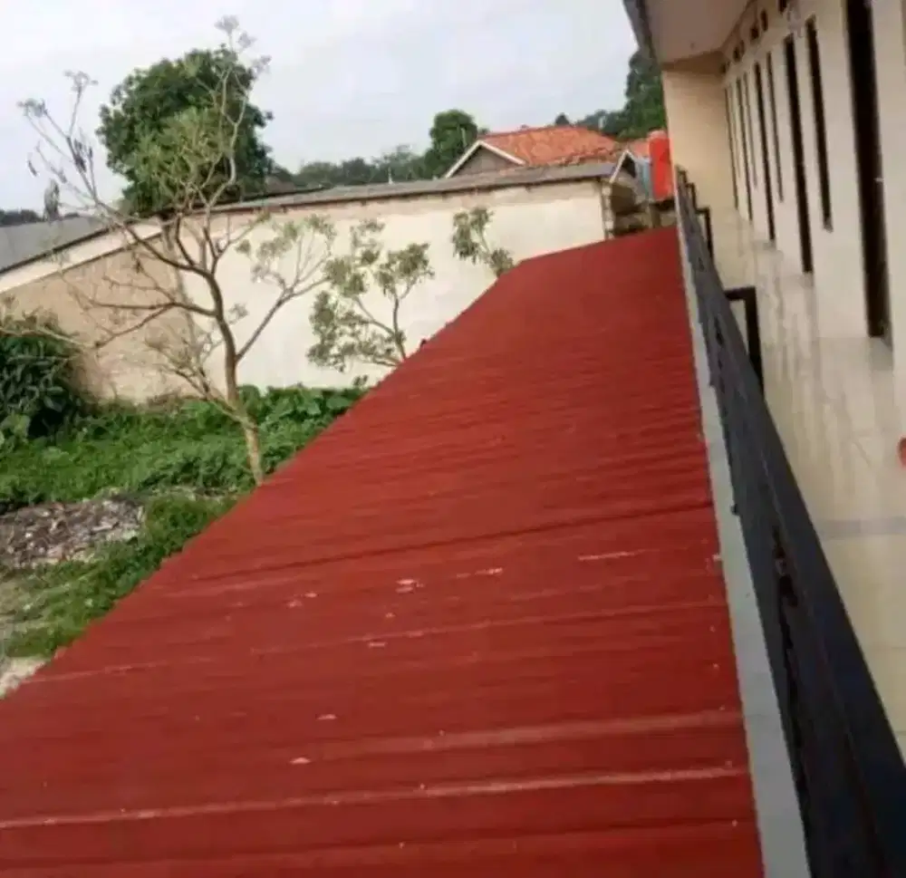 Terpasang atap baja ringan dan galvalum pasir