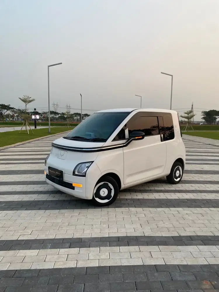 SOLD - WULING AIR EV LITE RANGE 300 NIK 2025 PUTIH LOW ODO (6rb)