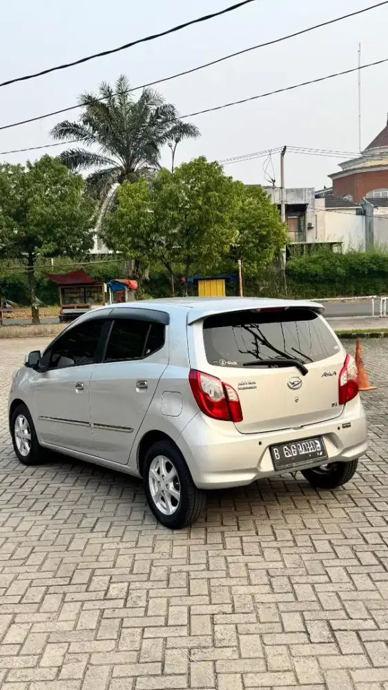 Daihatsu Ayla X AT 1000cc Tahun 2017 Silver