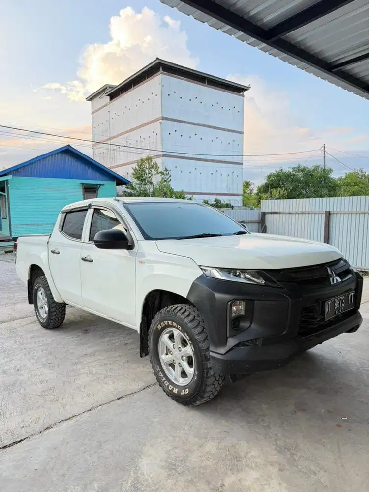 Dijual Triton hdx 4x4 DC 2021 km 60000ribu