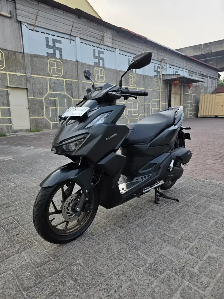 Honda Vario 160 CBS Hitam 2025