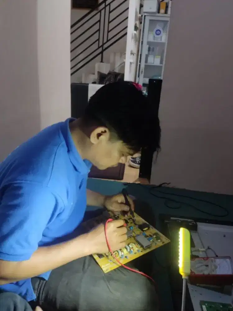 JASA SERVICE TV LED PANGGILAN BERGARANSI