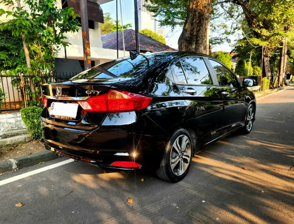 Honda City E AT 2015 NIK 2014