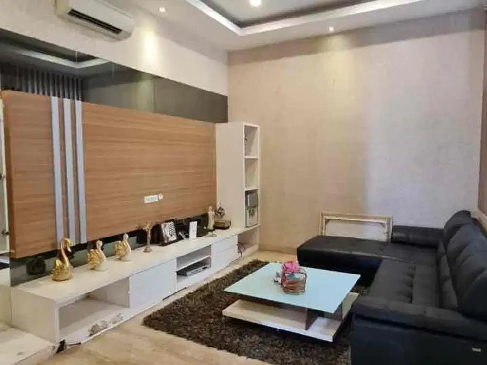 Rumah Mewah Lantai Marmer full furnish Sektor 1C Gading Serpong