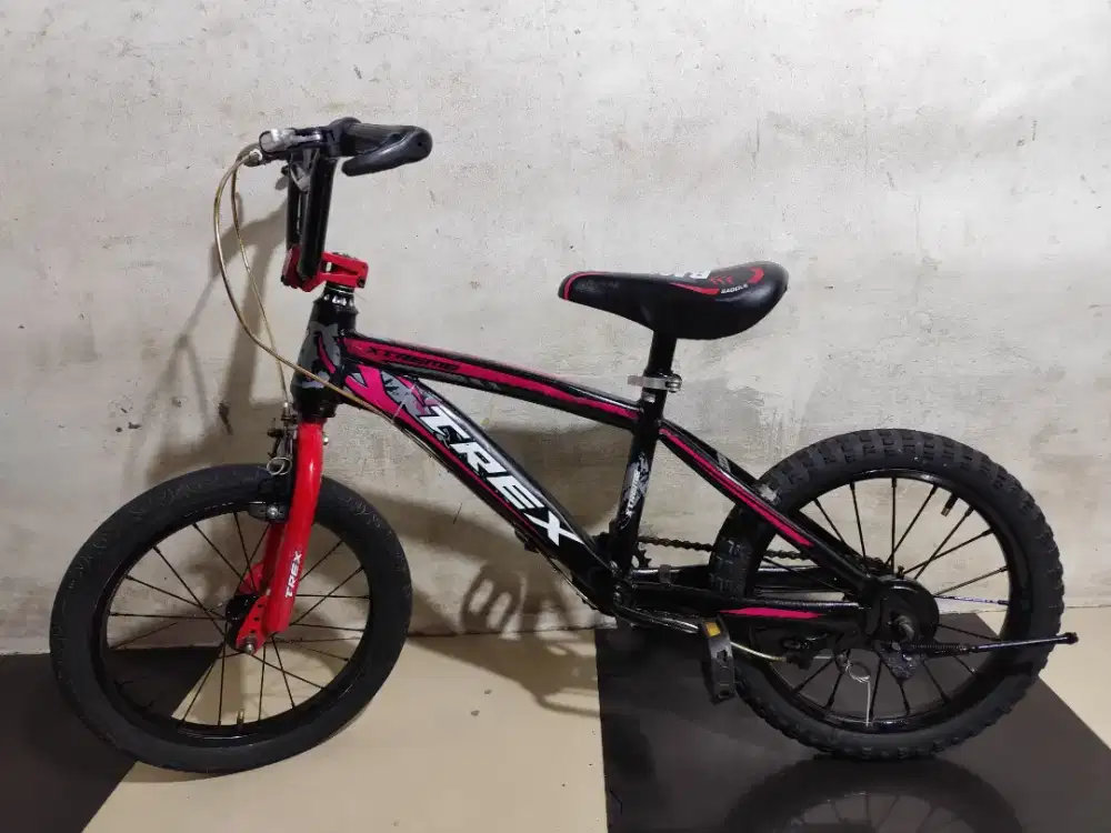 Sepeda bmx ukuran 16 siap pakai