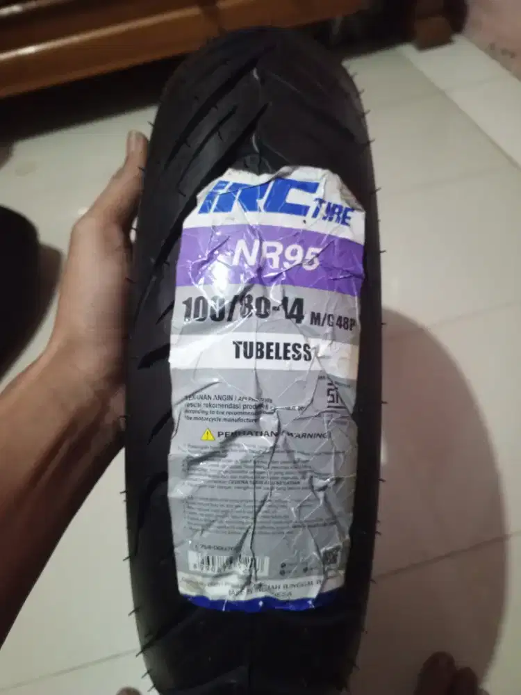 BAN IRC TUBLES 100/80 RING 14