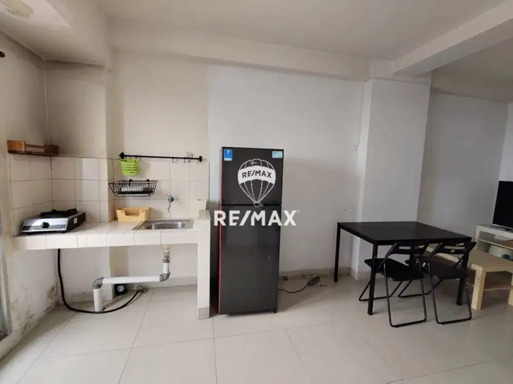 Disewakan 2 BR Oak Tower B Pulo Gadung - Lantai 19, Semi Furnish, Fasilitas Bintang 5