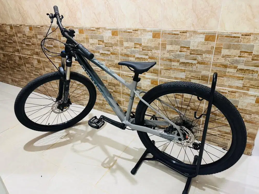 MTB POLYGON XTRADA 7 SIZE S LIKE NEW