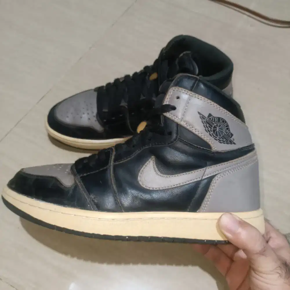 AJ High Smoke Grey size 40