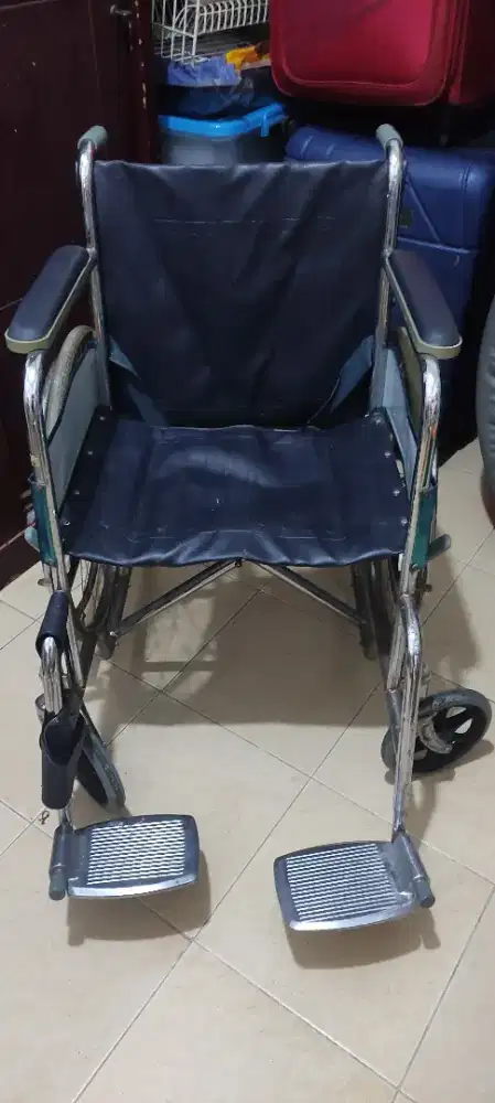 Kursi Roda Bekas