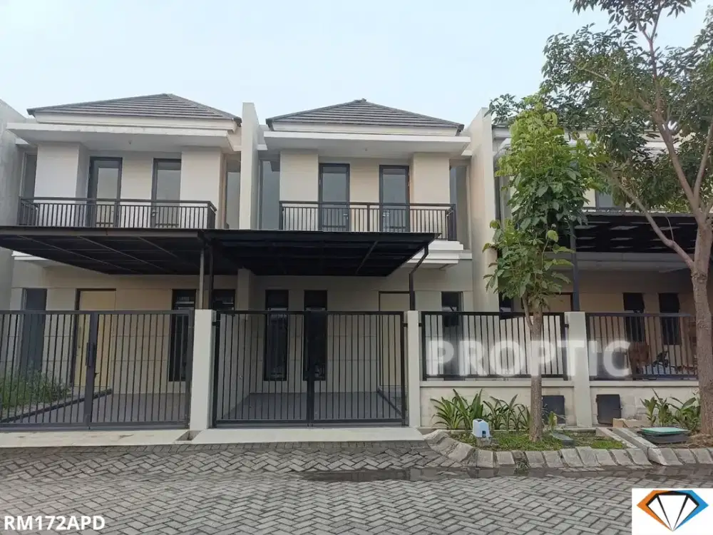 Rumah 2 Lantai Pondok Tjandra Waru Sidoarjo - RM172APD