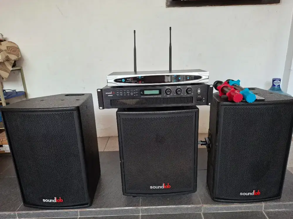 AUDIO SPEAKER SET KARAOKE MERK SOUNDLAB (NEGO)