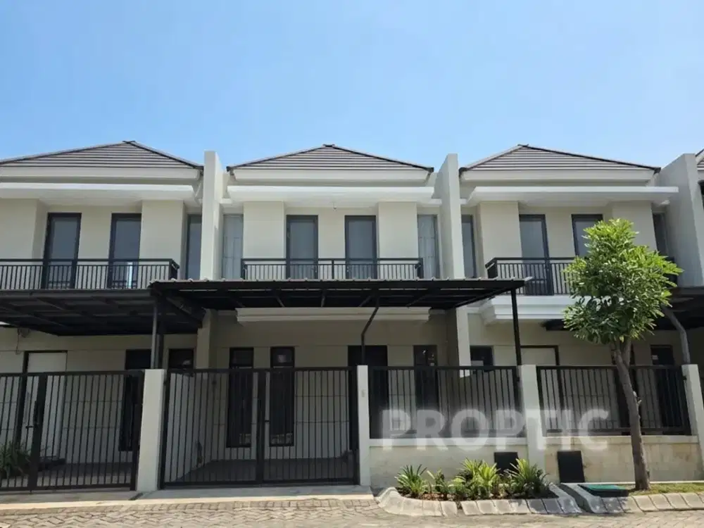 Rumah 2 Lantai Pondok Tjandra Waru Sidoarjo - RM174APD