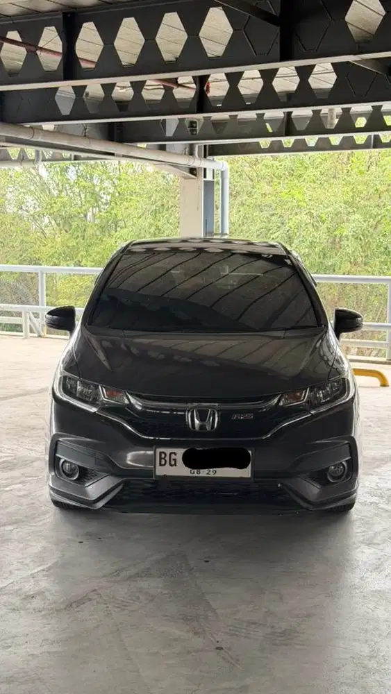 HONDA JAZZ RS 2019 MATIC KM LOW