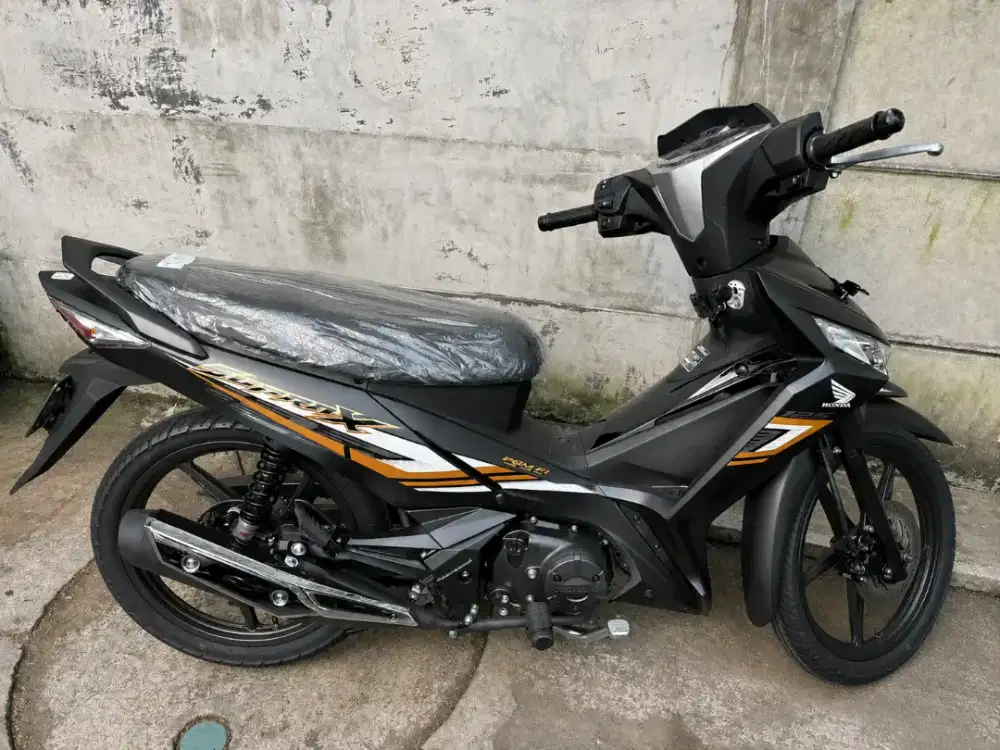 HONDA SUPRA X 125 CW HITAM