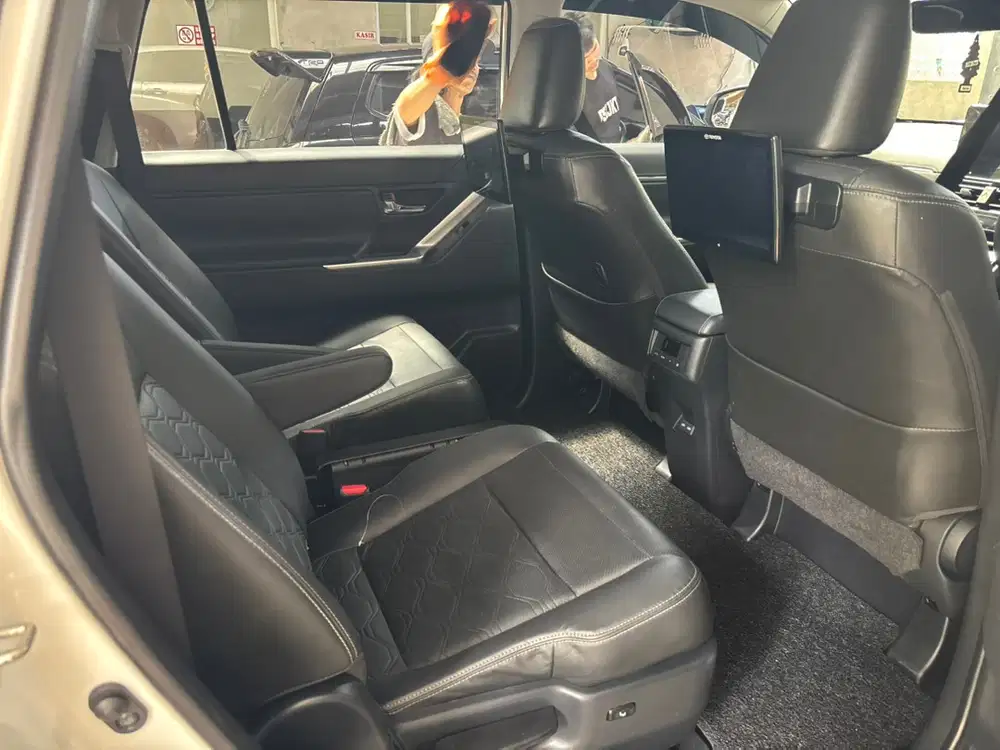 Toyota Kijang Innova 2023 Hybrid