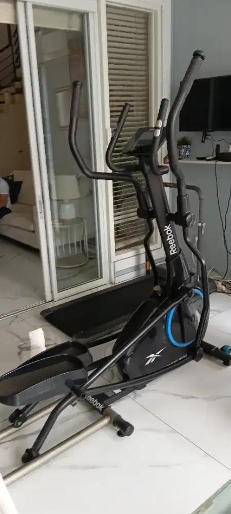 ELIPTYCALL BIKE(REEBOK)