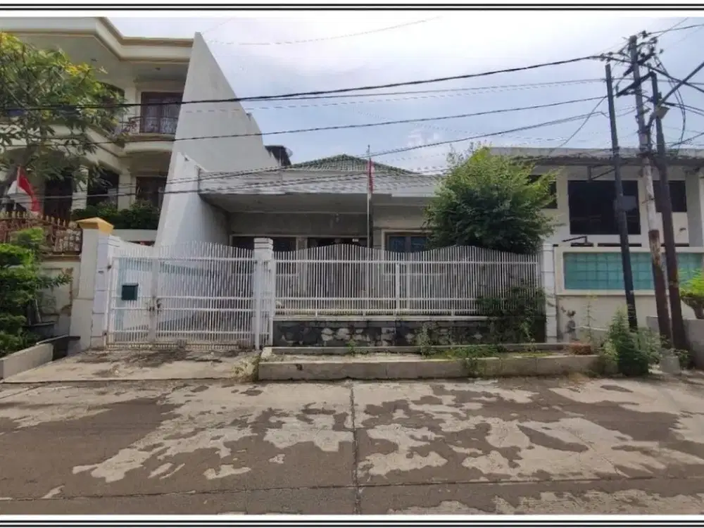 Rumah 2Lt di Pluit Sakti Penjaringan, Selangkah Ke Emporium Mall