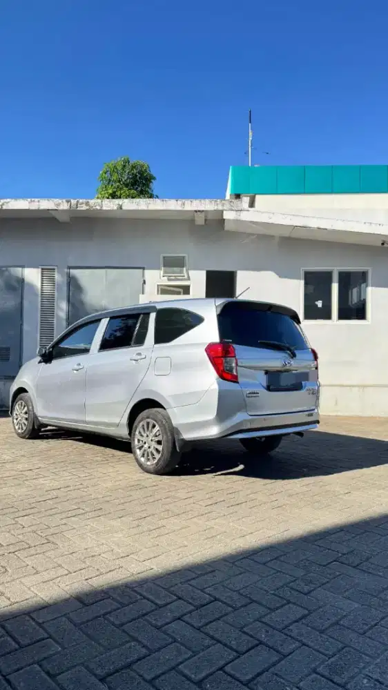 DAIHATSU SIGRA 1.2 X MT 2021