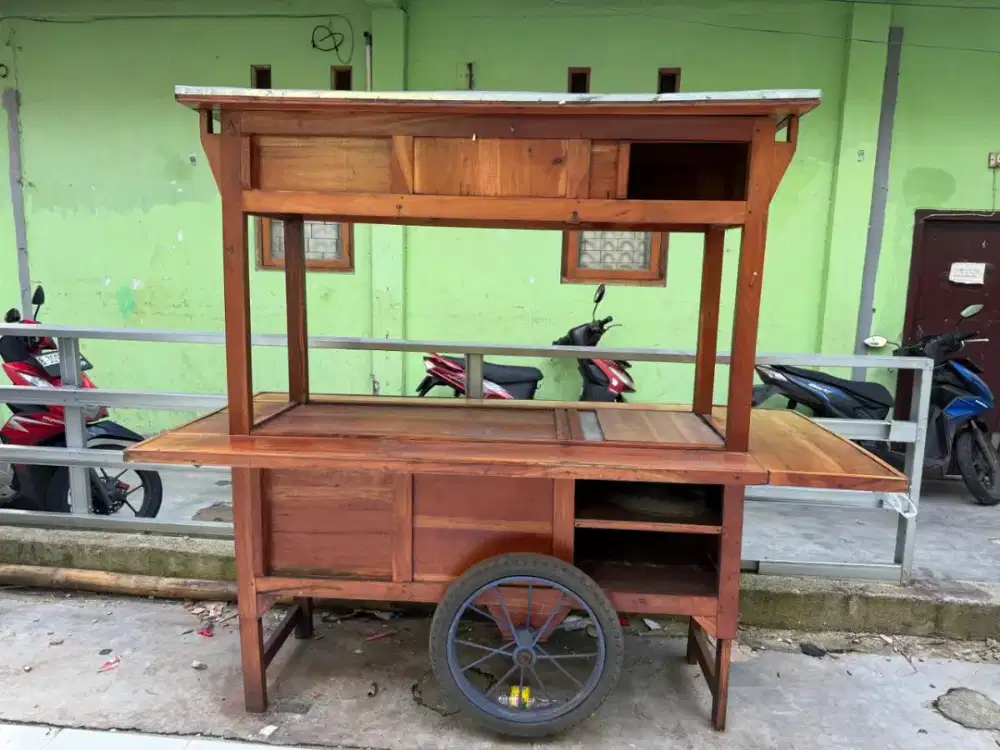 Gerobak Kayu Jualan Serbaguna - Kokoh & Siap Pakai (Soto/Bakso/Kopi)