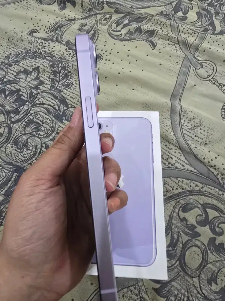 Iphone 14 plus kondisi istimewa