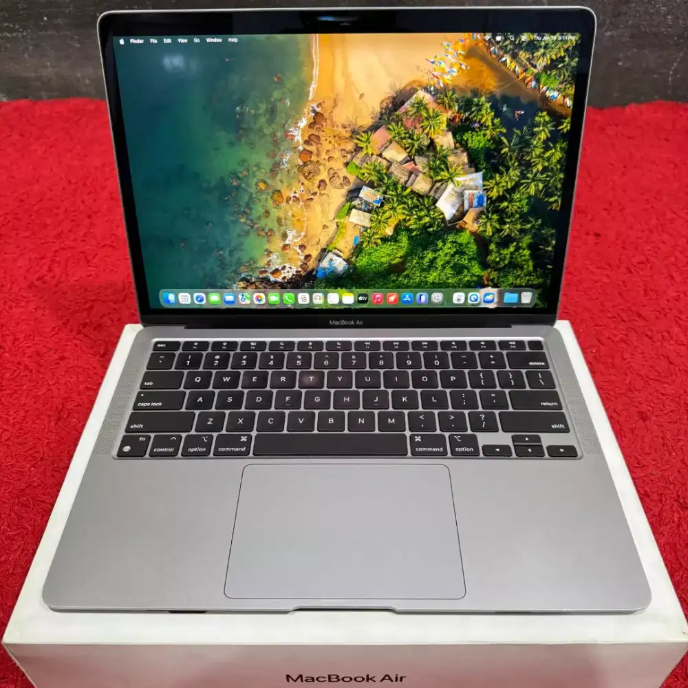 Macbook air m1 2020 ram 8gb ssd 256gb fullset mulus bisa cod