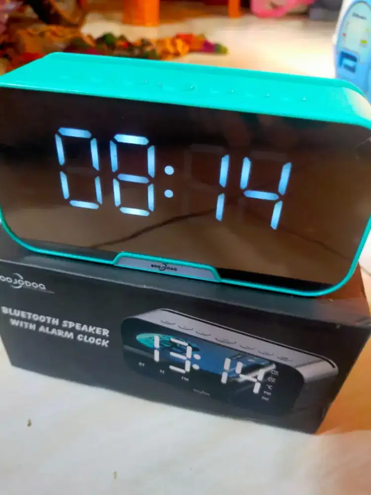 Speaker jam digital bagus