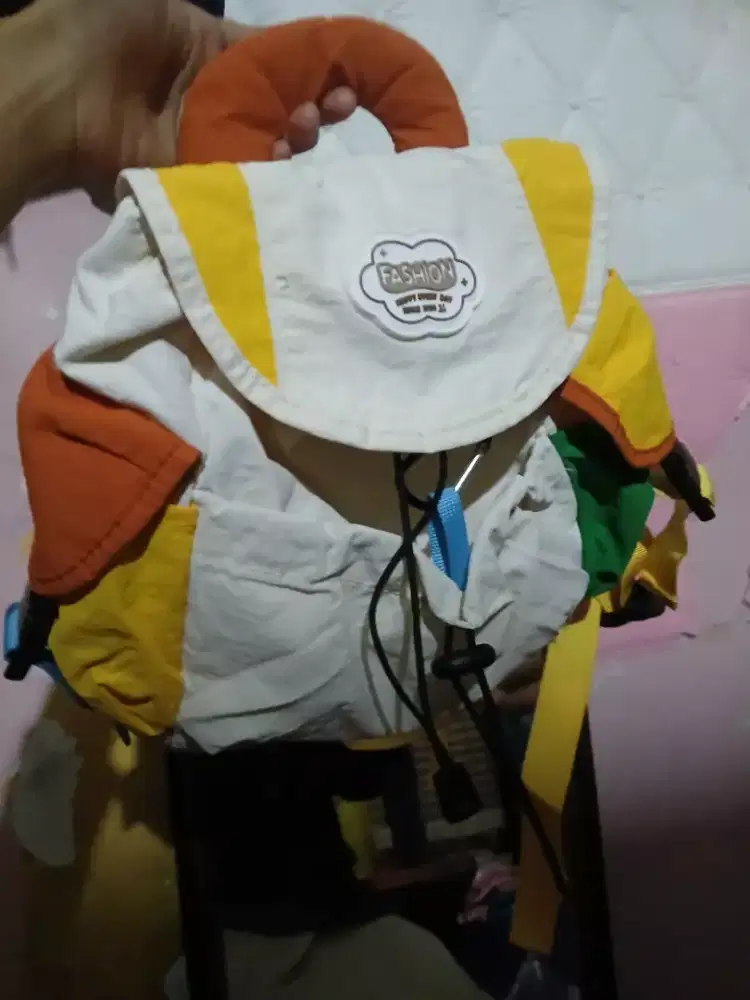 DIJUAl Tas sekolah anak