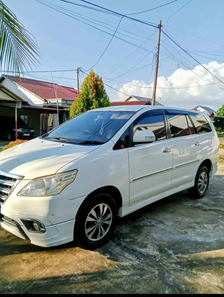 Jual kijang Innova tipe V 2015