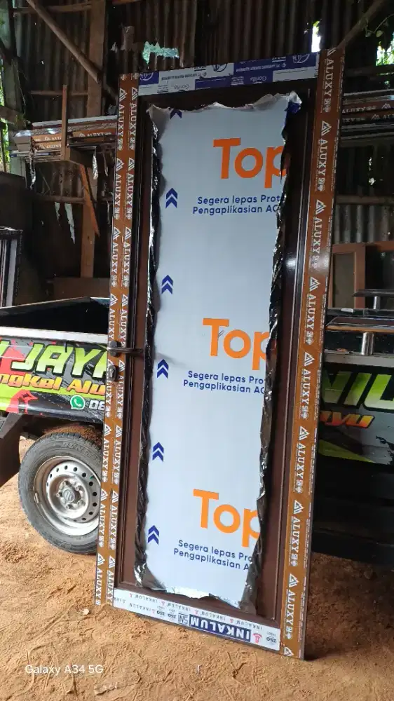 Jual kusen pintu satu dan pintu dua dari bahan aluminium dan kayu