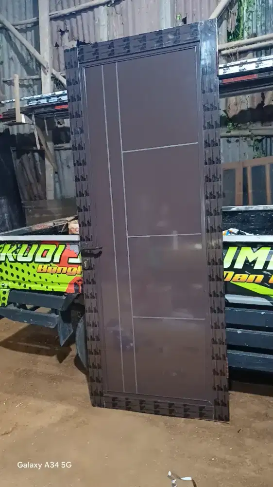 Jual kusen pintu satu dan pintu dua dari bahan aluminium dan kayu