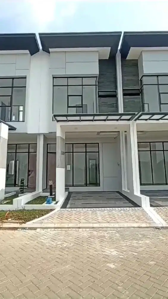 Disewakan Rumah 2 Lantai di OCBD Kota Bogor