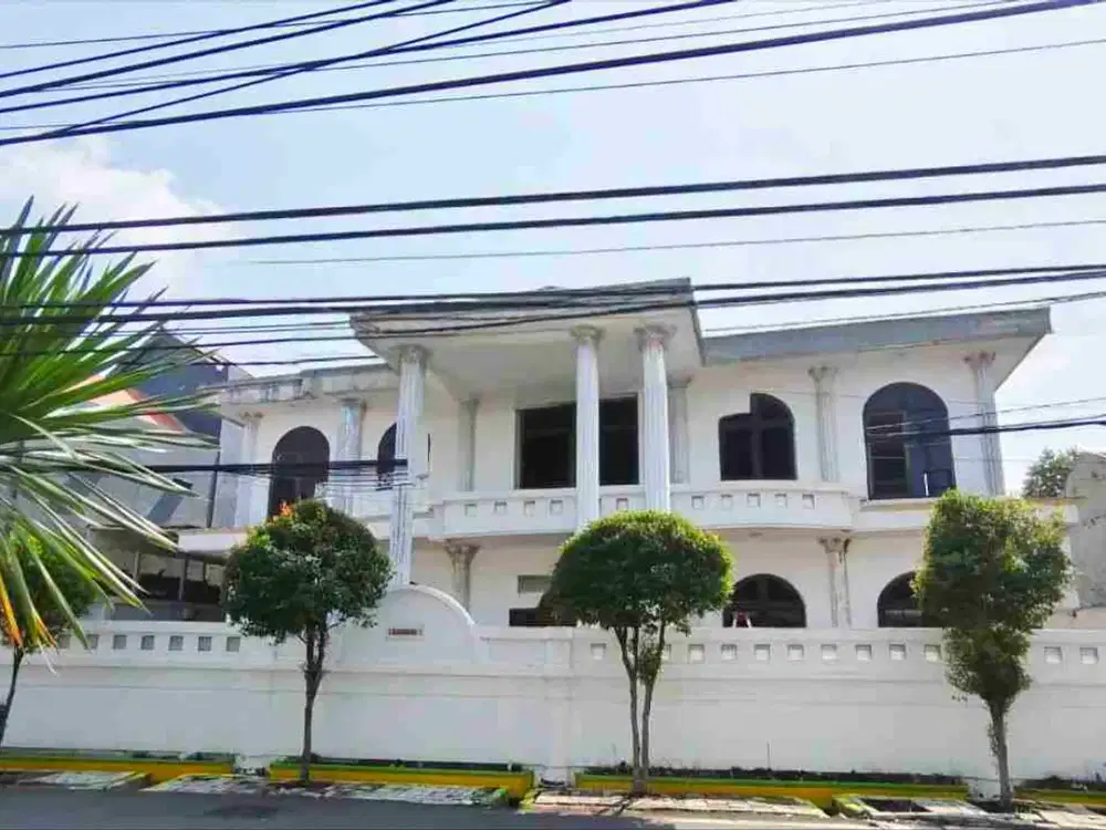 Dijual Cepat / Disewakan Gedung Luas 1000m2 Lokasi +/- 200m Dharmahusada Indah Surabaya Dekat Kampus Unair, RSUD Dr Soetomo .. cocok untuk Aneka Usaha