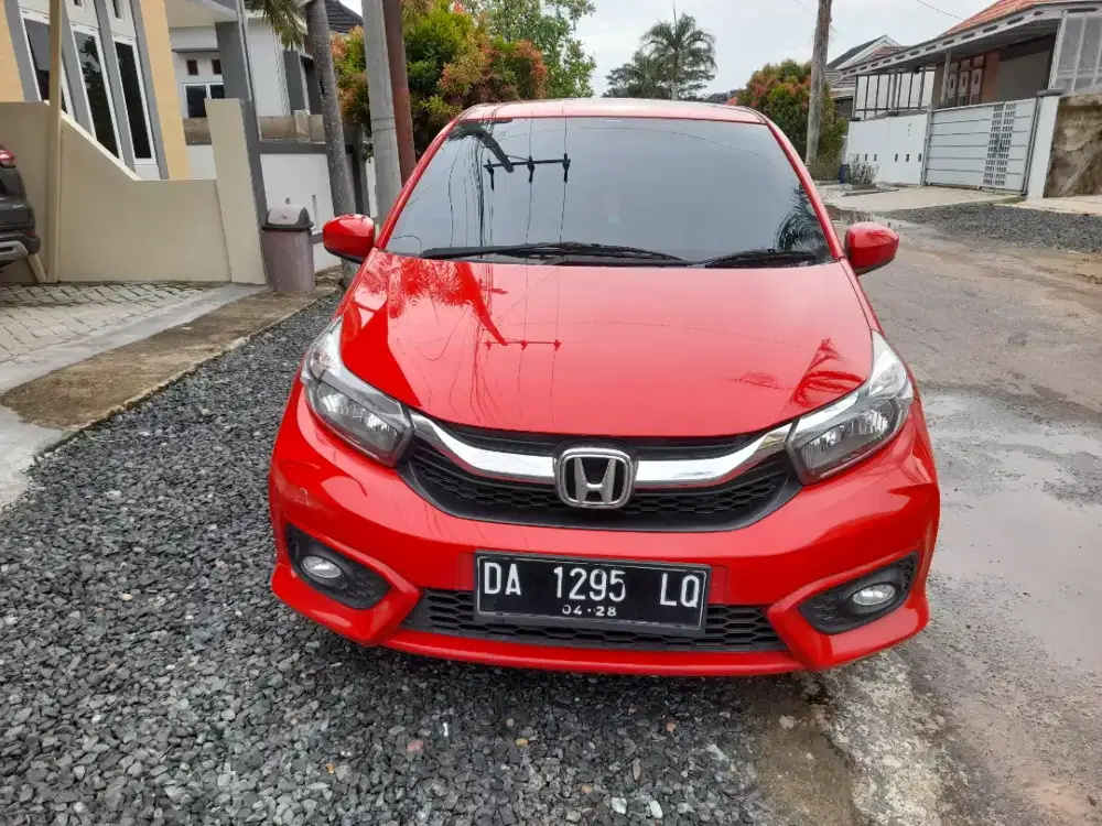 Mobil Brio Satya 2023