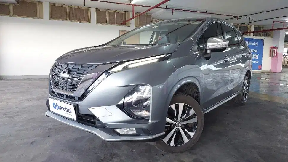 TDP 9, JT Nissan Livina 1.5 New VL Bensin-AT Silver 2019