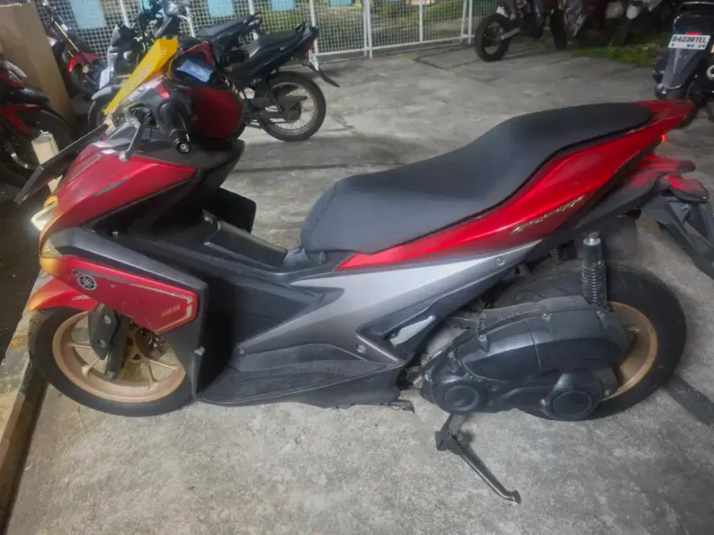 AEROX S ABS 2019 KEYLESS MERAH MULUS
