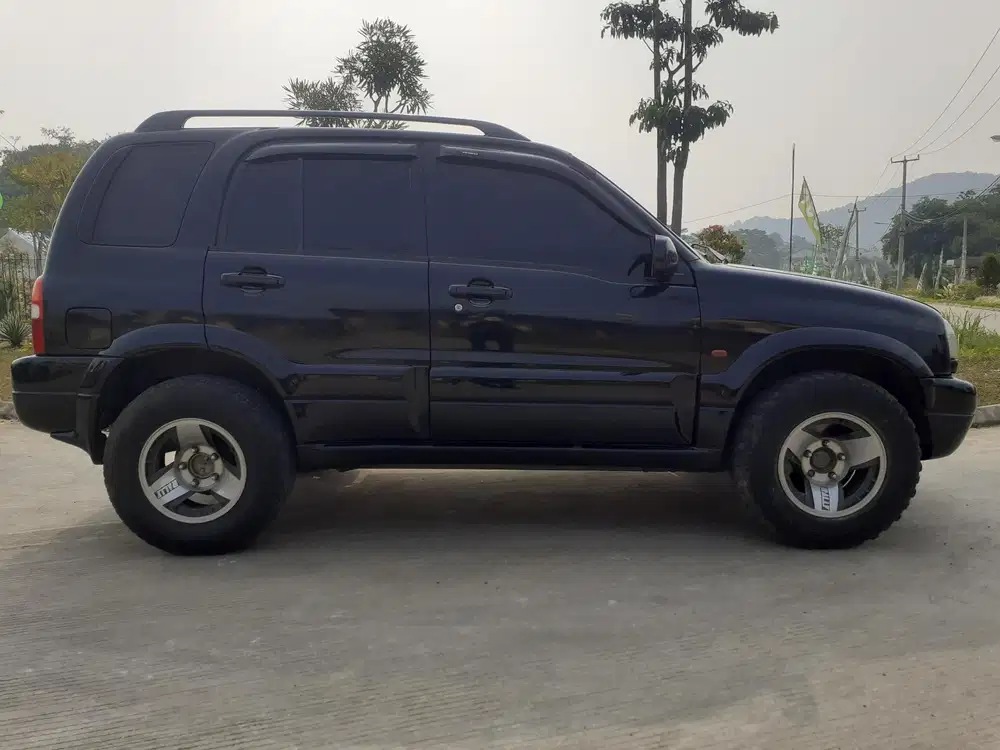 Suzuki Escudo 2005 Bensin