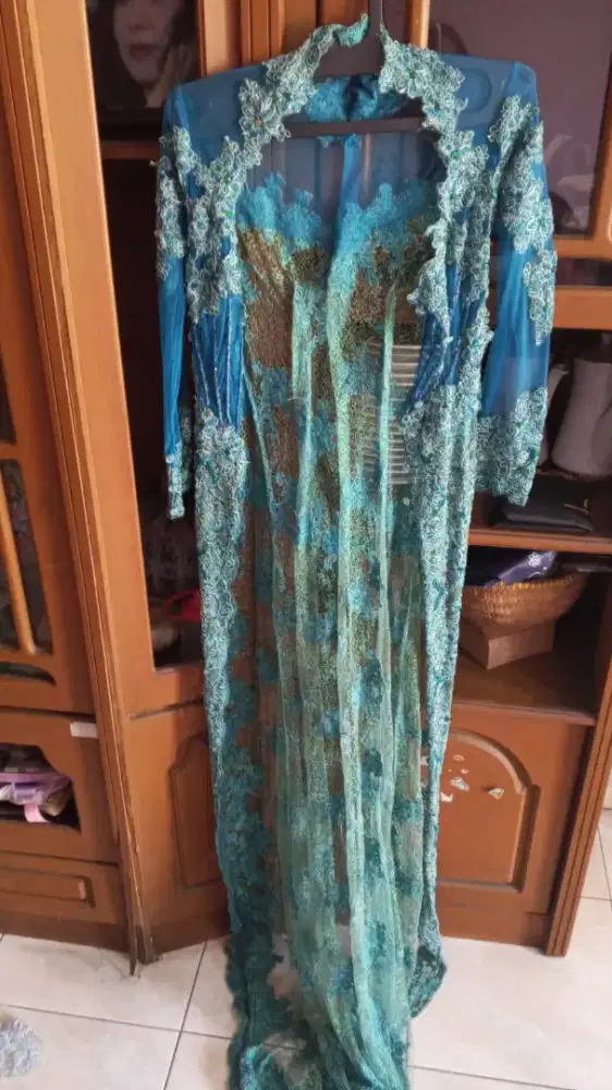 LELANG baju wedding