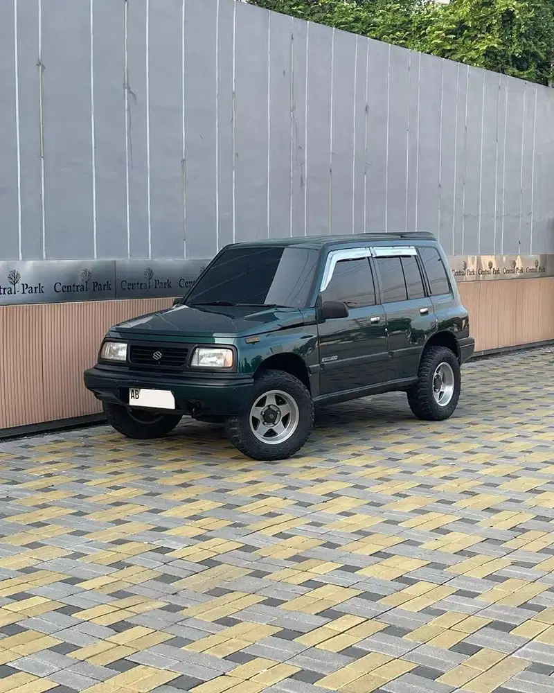 Escudo JLX 1.6 Manual 1996 Hijau Metalik