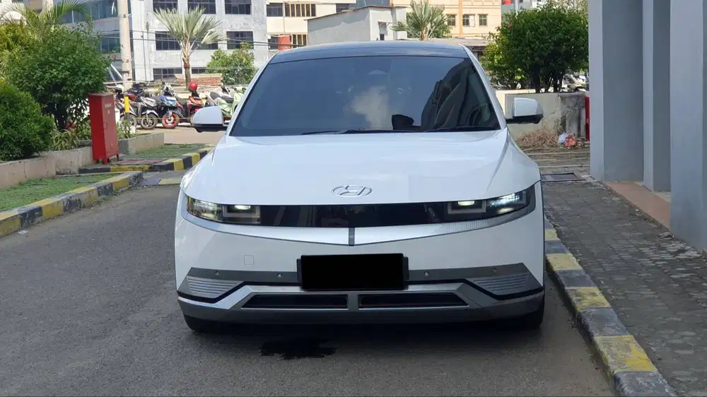 Hyundai Ioniq 5 EV Long Range Signature AT Putih NIK 2022 Record