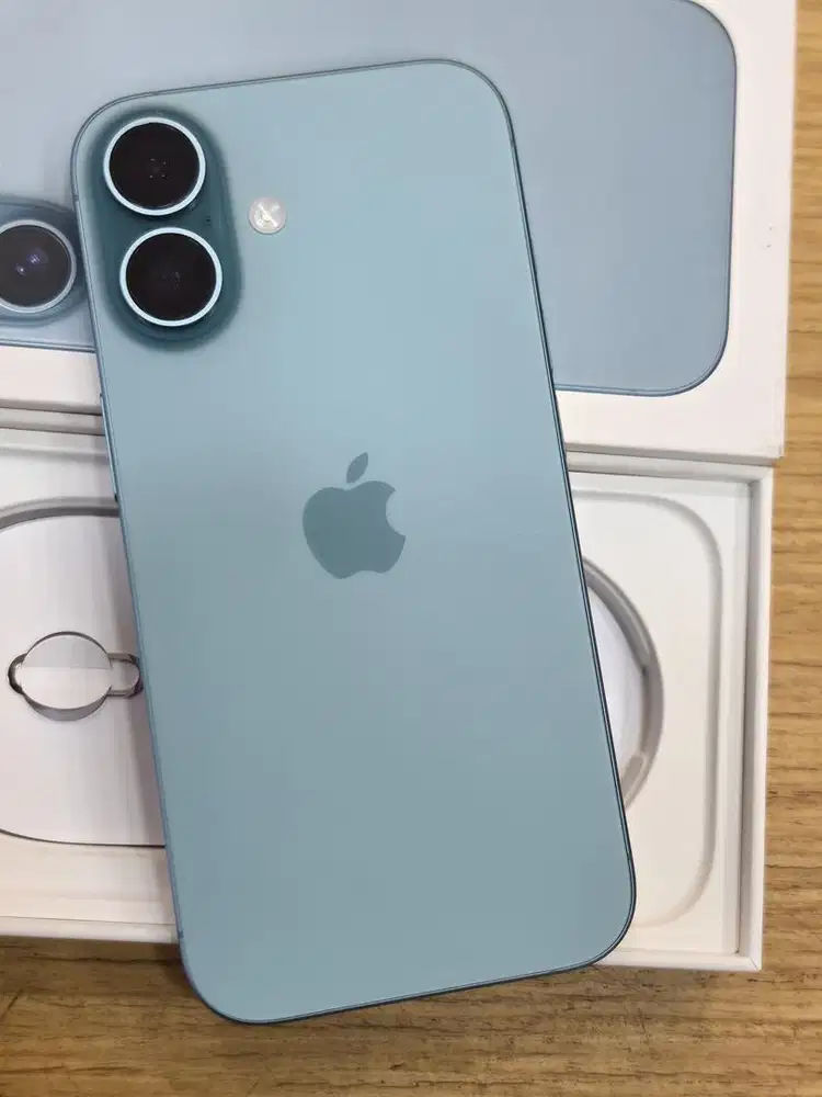 iPhone 16 128 gb ex iBox bh 92% garansi aktif sampai Agustus 2026