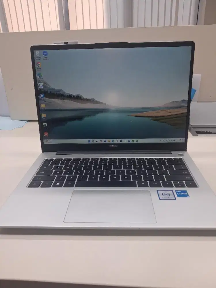 HUAWEI MATEBOOK D14